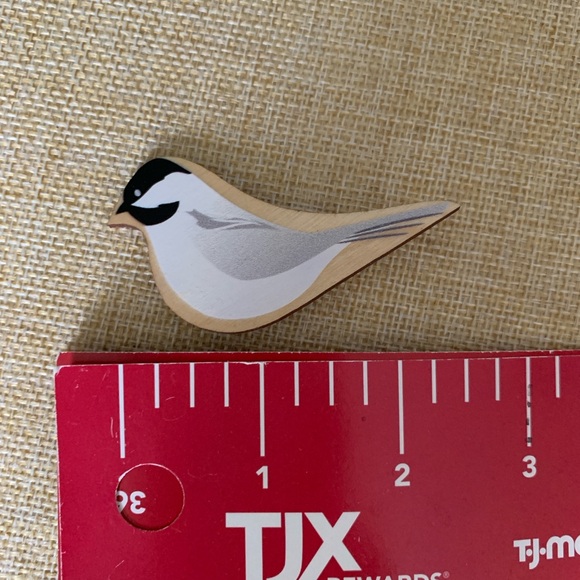 Chickadee pin - Picture 3 of 5